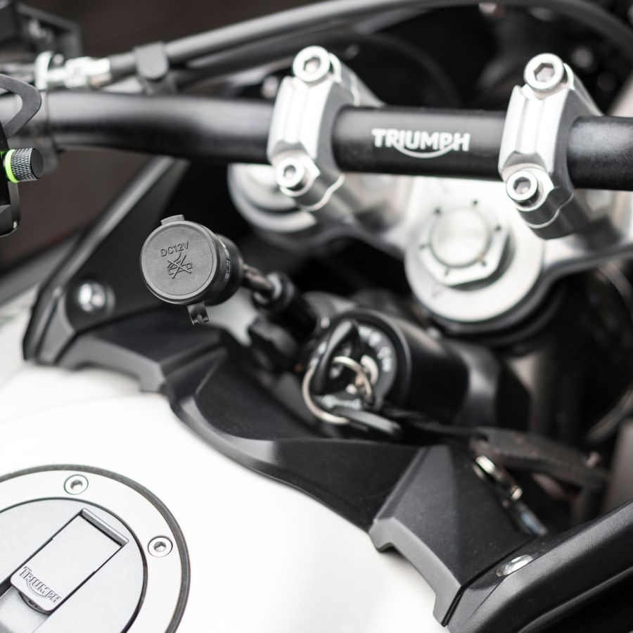 MP-W-Câble Adaptateur 12V avec Prise Allume-cigare/DIN (BMW)